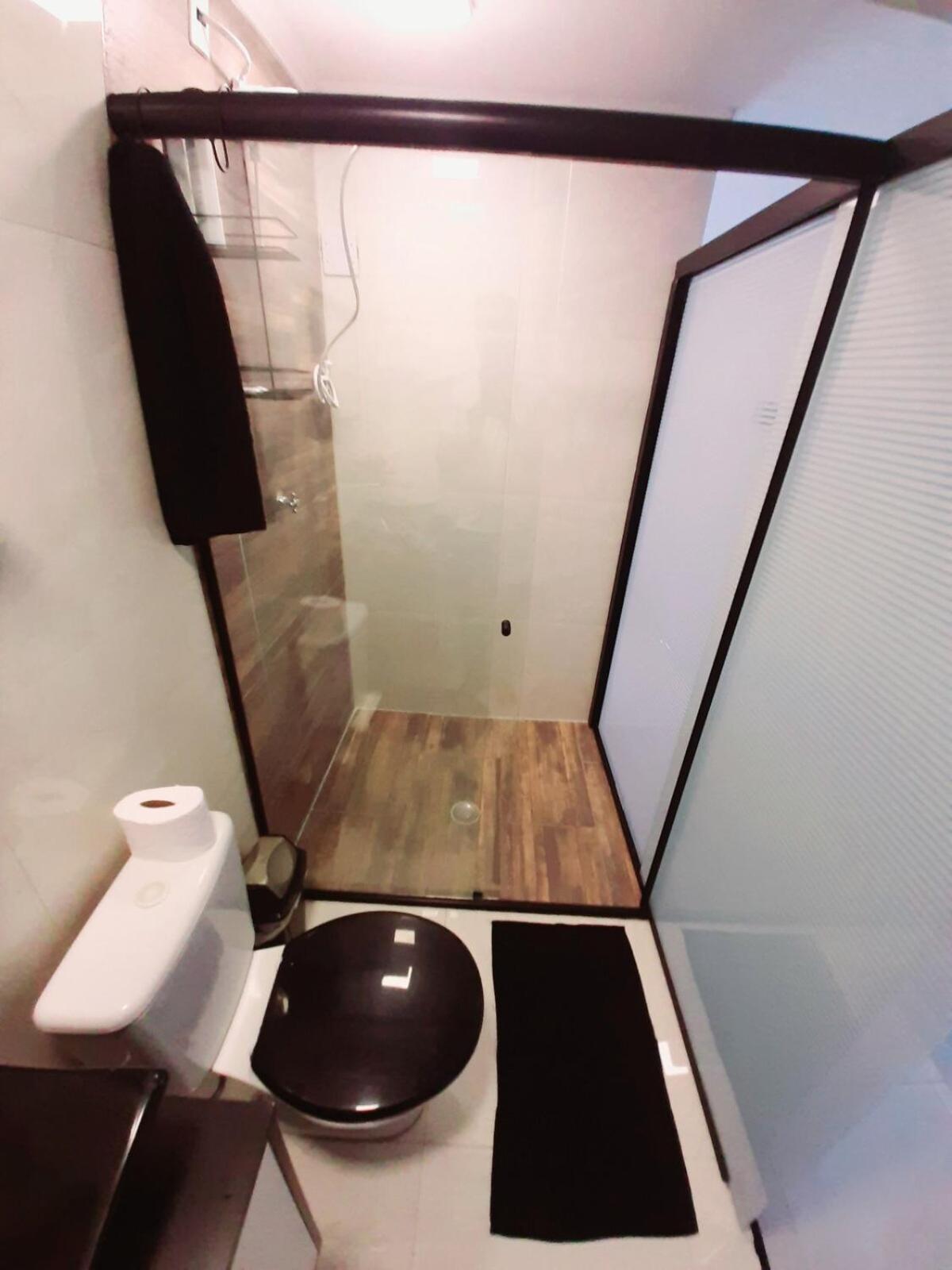 Black Ed Maisaltosp Sampasky Metro Ar Cond Apartment *